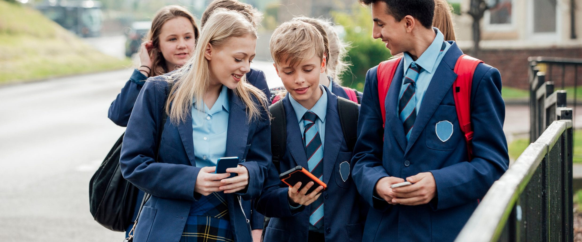 school uniform supplier in dubai